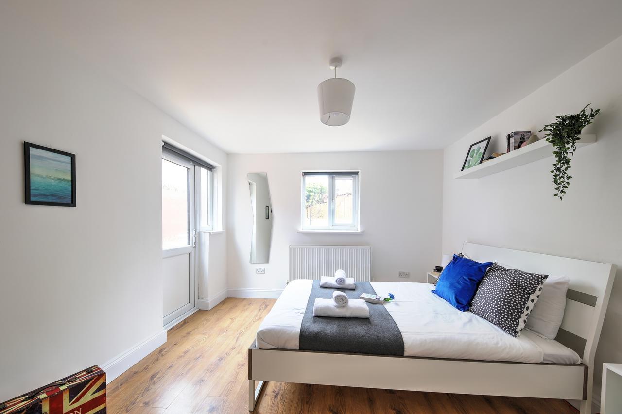 Willesden Short Let London Apartments Γουέμπλεϊ Εξωτερικό φωτογραφία